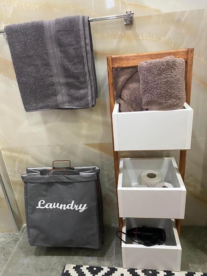 גולם Qerret Boutique Studio Apartment מראה חיצוני תמונה